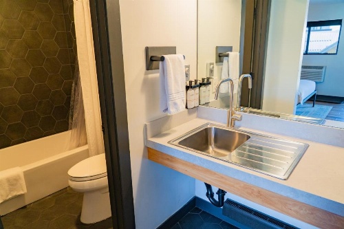 Gravity Haus Winter Park image 37